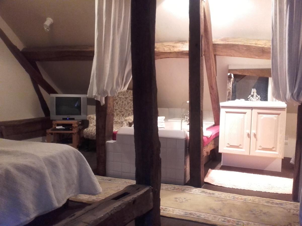 L'Auberge Du Faisan Dore Saint-Florent-le-Jeune Εξωτερικό φωτογραφία